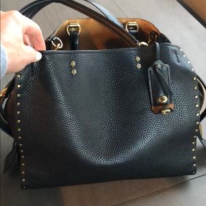 Rogue Bag with Rivets (Black/Brass)